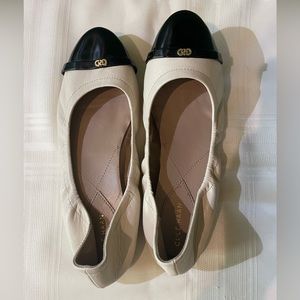 Cole Haan Cream Black Toe Ballet Flat - 9